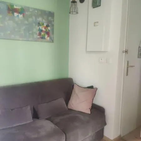 Un Bel Atypique Apartment *
